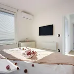 Villa Sunce *