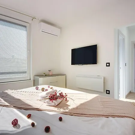 Villa Sunce *