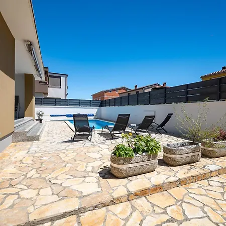 Sunce Villa