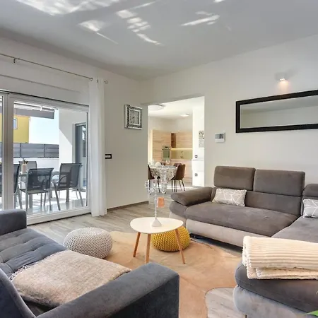 Sunce Villa Pola